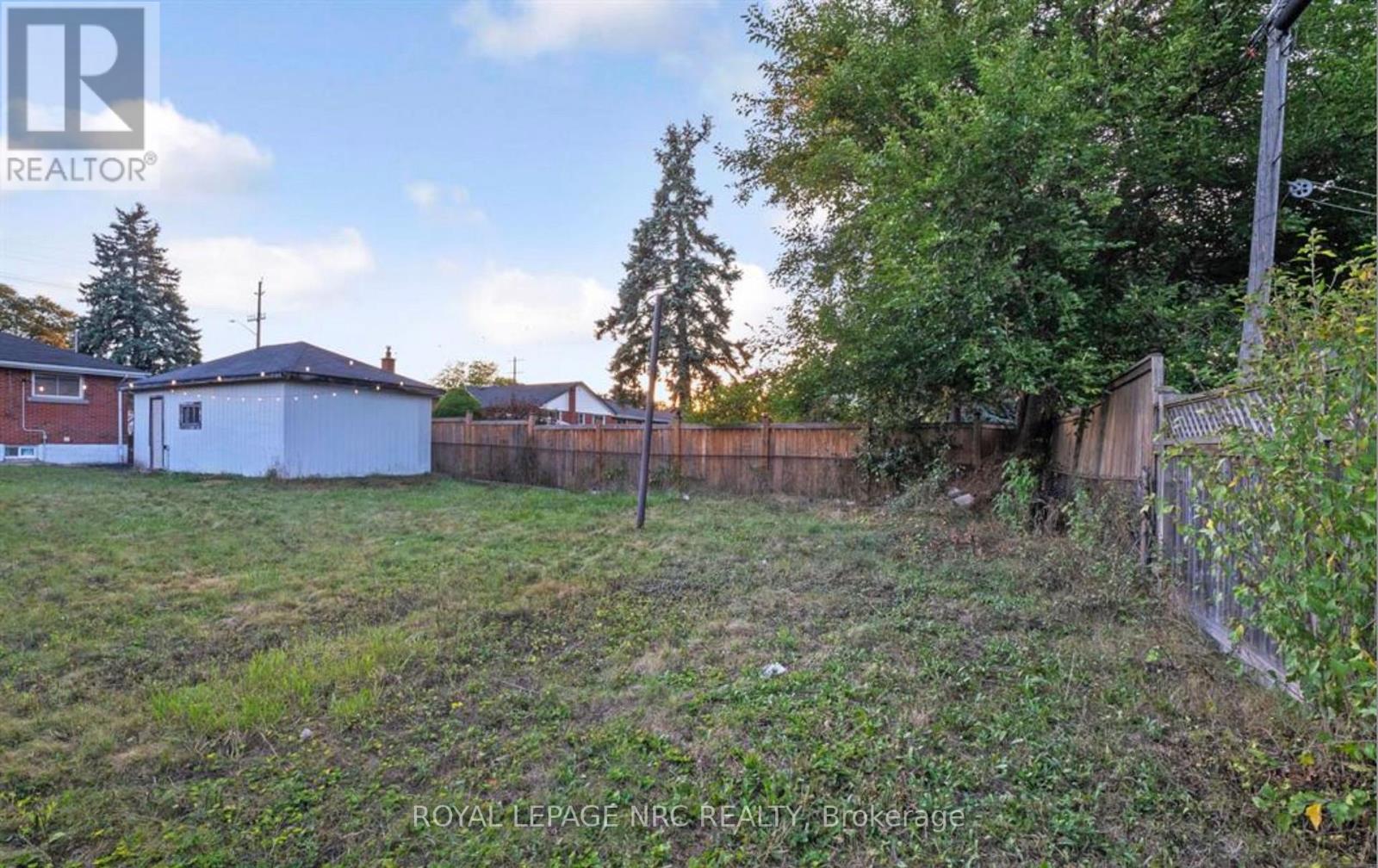 Basement - 959 Mohawk Road E, Hamilton, Ontario  L8T 2R9 - Photo 16 - X12607448