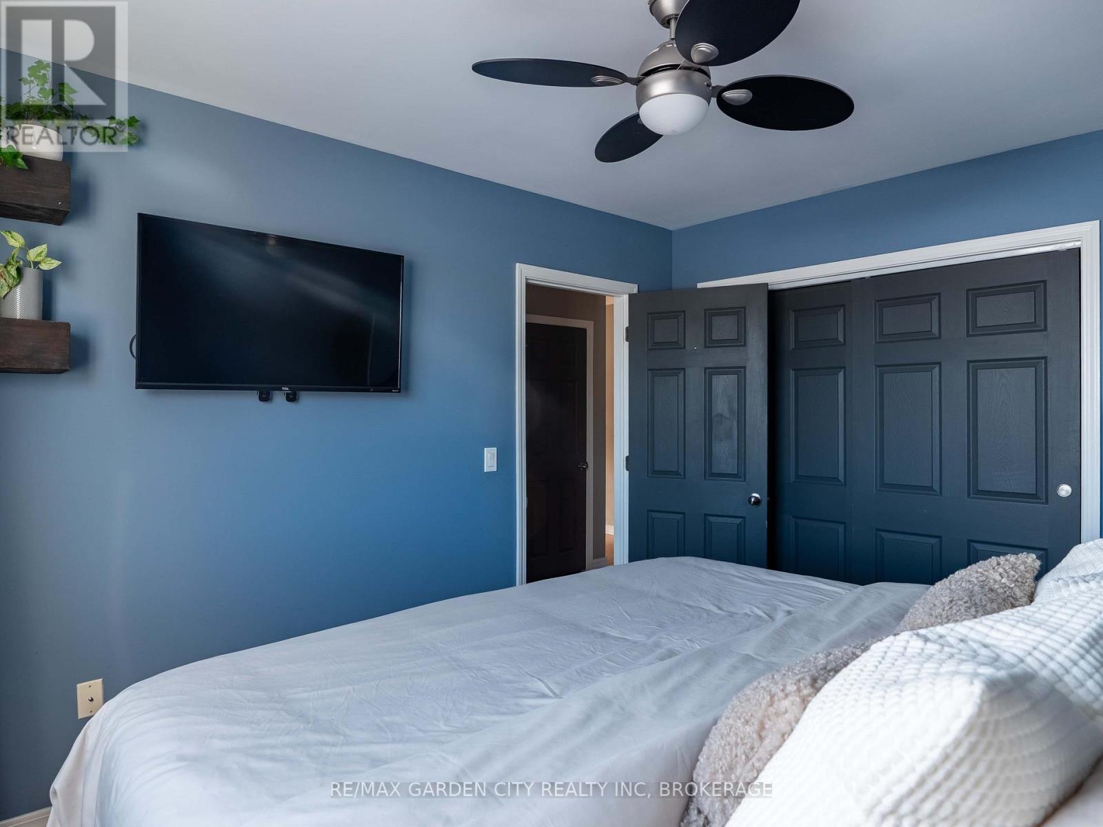 629 Broadway Avenue, Welland, Ontario  L3C 5M6 - Photo 9 - X12615346