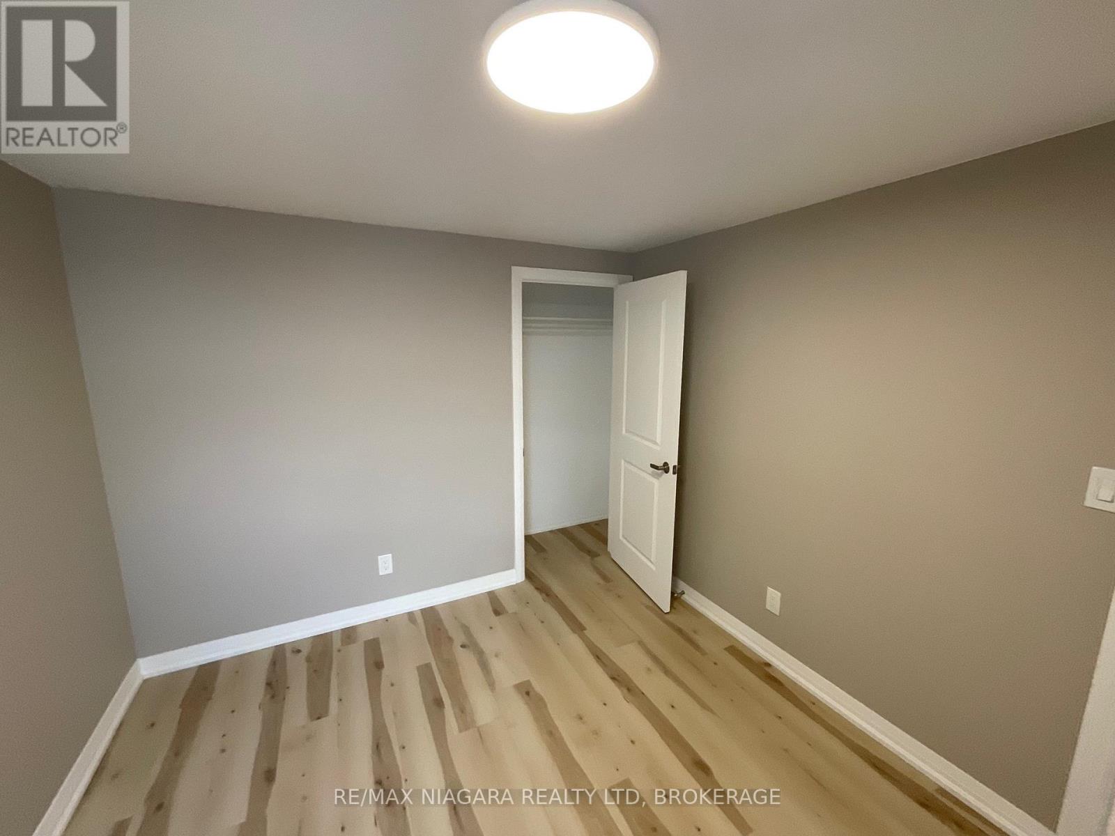 3976 Portage Road, Niagara Falls, Ontario  L2J 2K9 - Photo 18 - X12615590