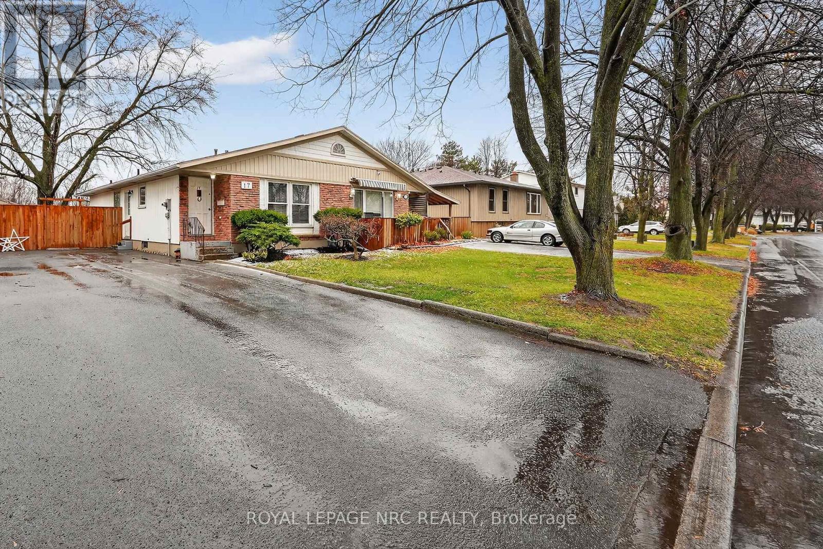 17 Elma Street, St. Catharines, Ontario  L2N 6Z3 - Photo 2 - X12628452