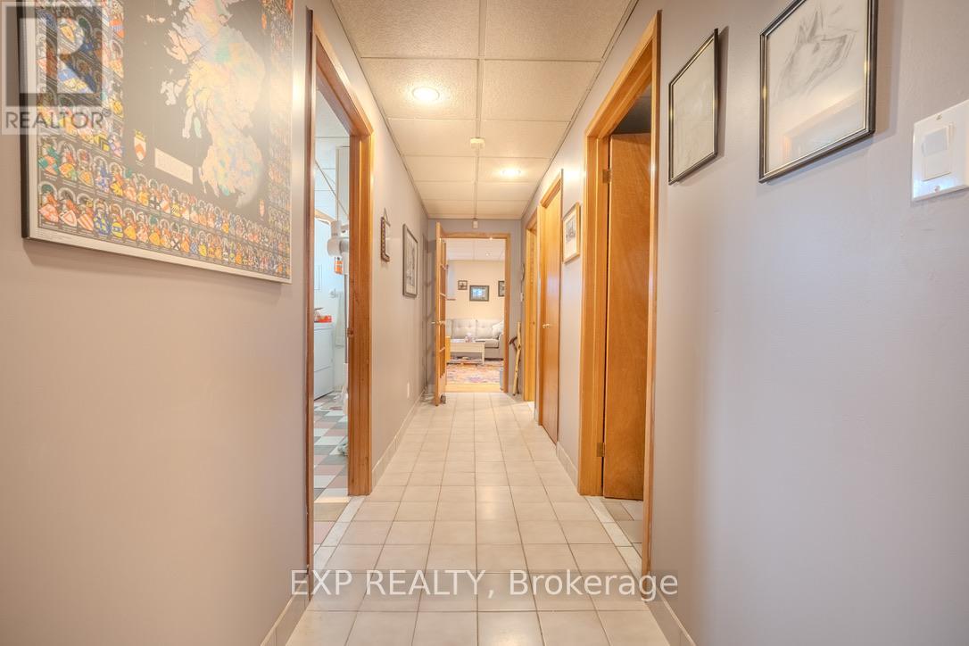 6166 Wildrose Crescent, Niagara Falls, Ontario  L2G 7T3 - Photo 23 - X12631788