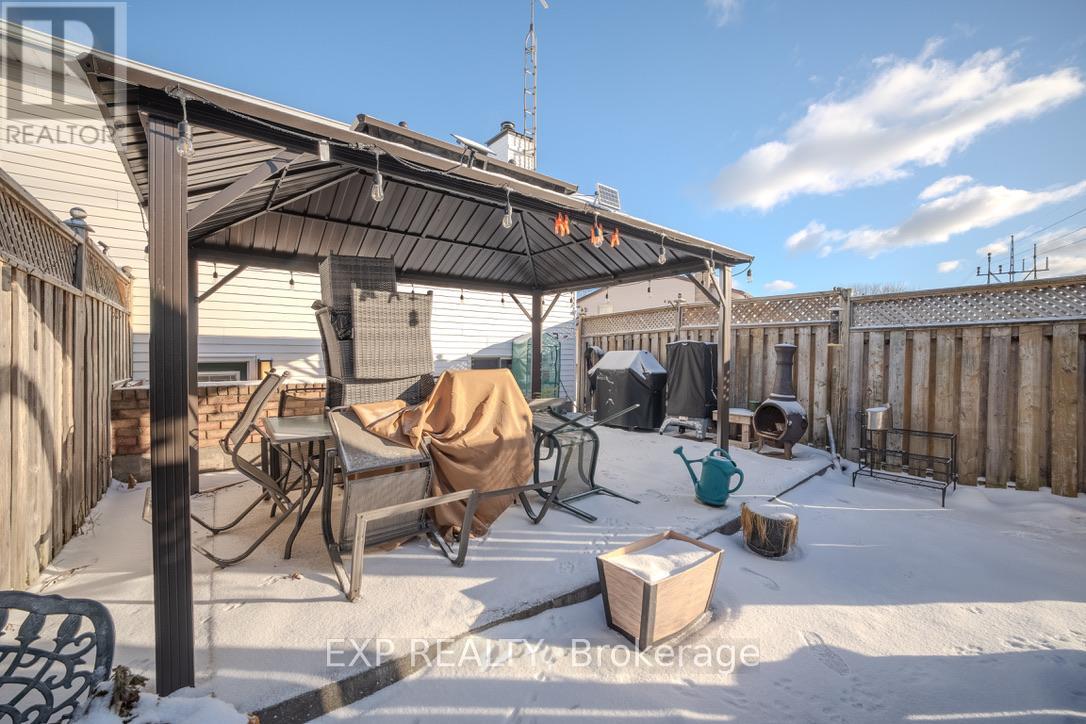 6166 Wildrose Crescent, Niagara Falls, Ontario  L2G 7T3 - Photo 5 - X12631788