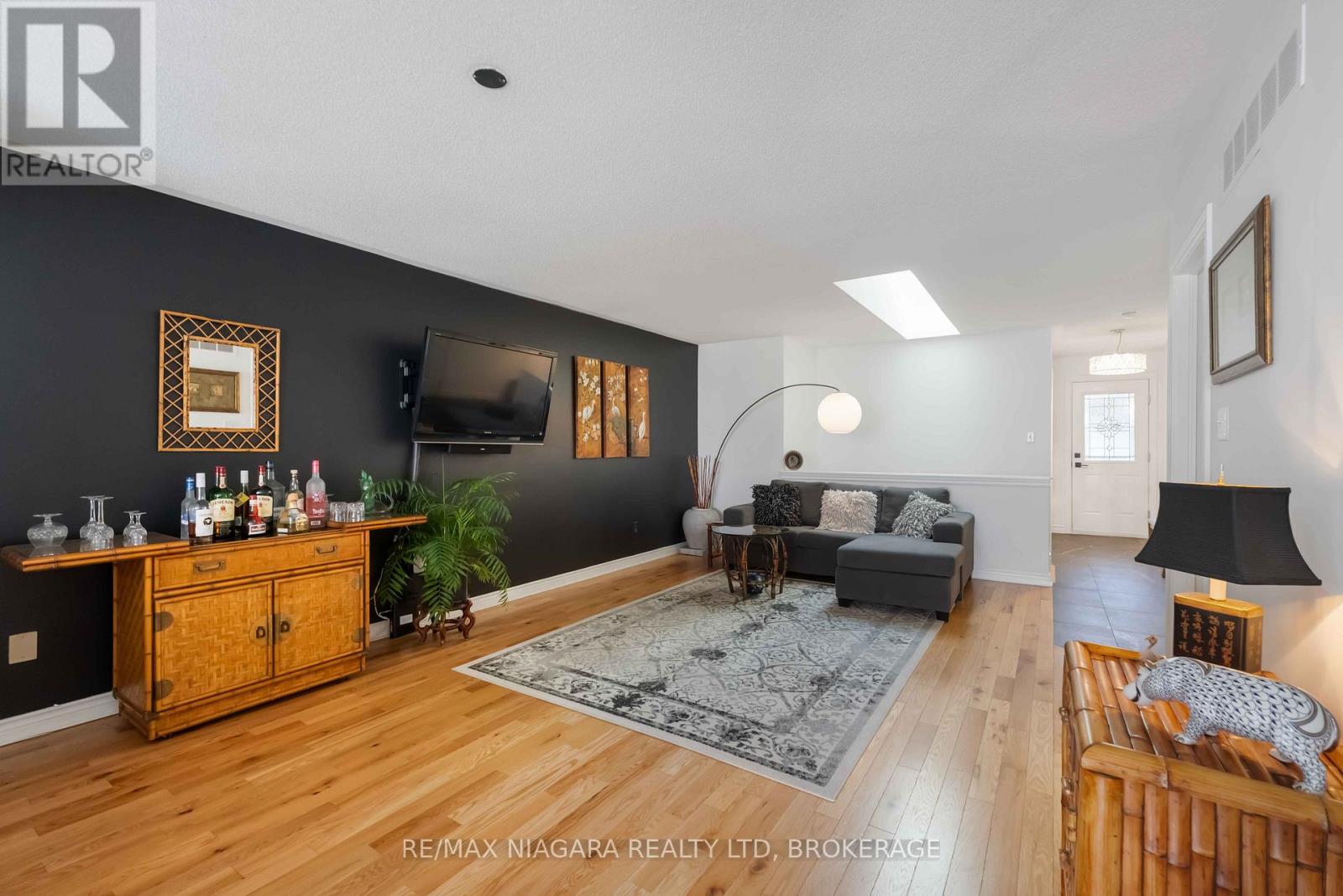 14 - 165 MAIN STREET E, Grimsby, Ontario