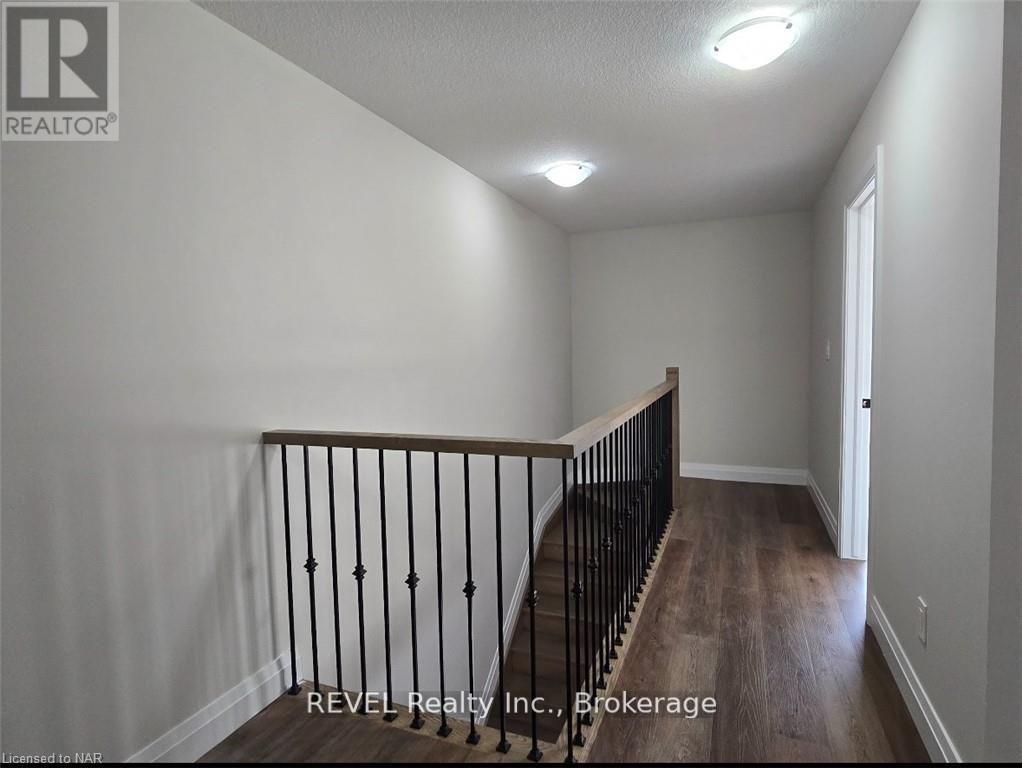 16 Warren Trail, Welland, Ontario  L3B 0N8 - Photo 11 - X12631932