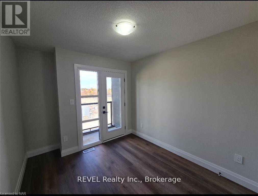 16 Warren Trail, Welland, Ontario  L3B 0N8 - Photo 8 - X12631932