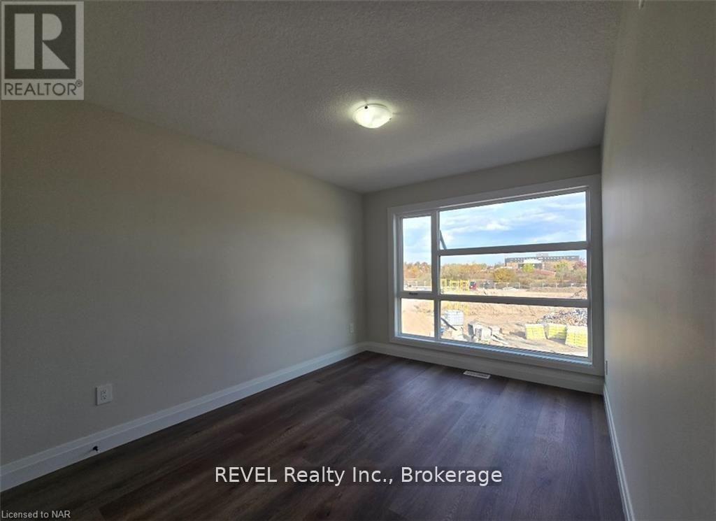 16 Warren Trail, Welland, Ontario  L3B 0N8 - Photo 9 - X12631932